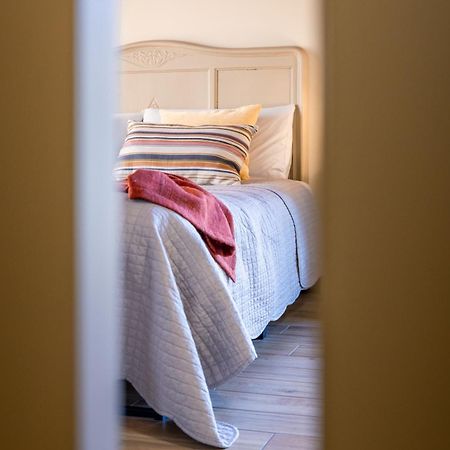 B&B Tra I Laghi Casale Corte Cerro Zewnętrze zdjęcie