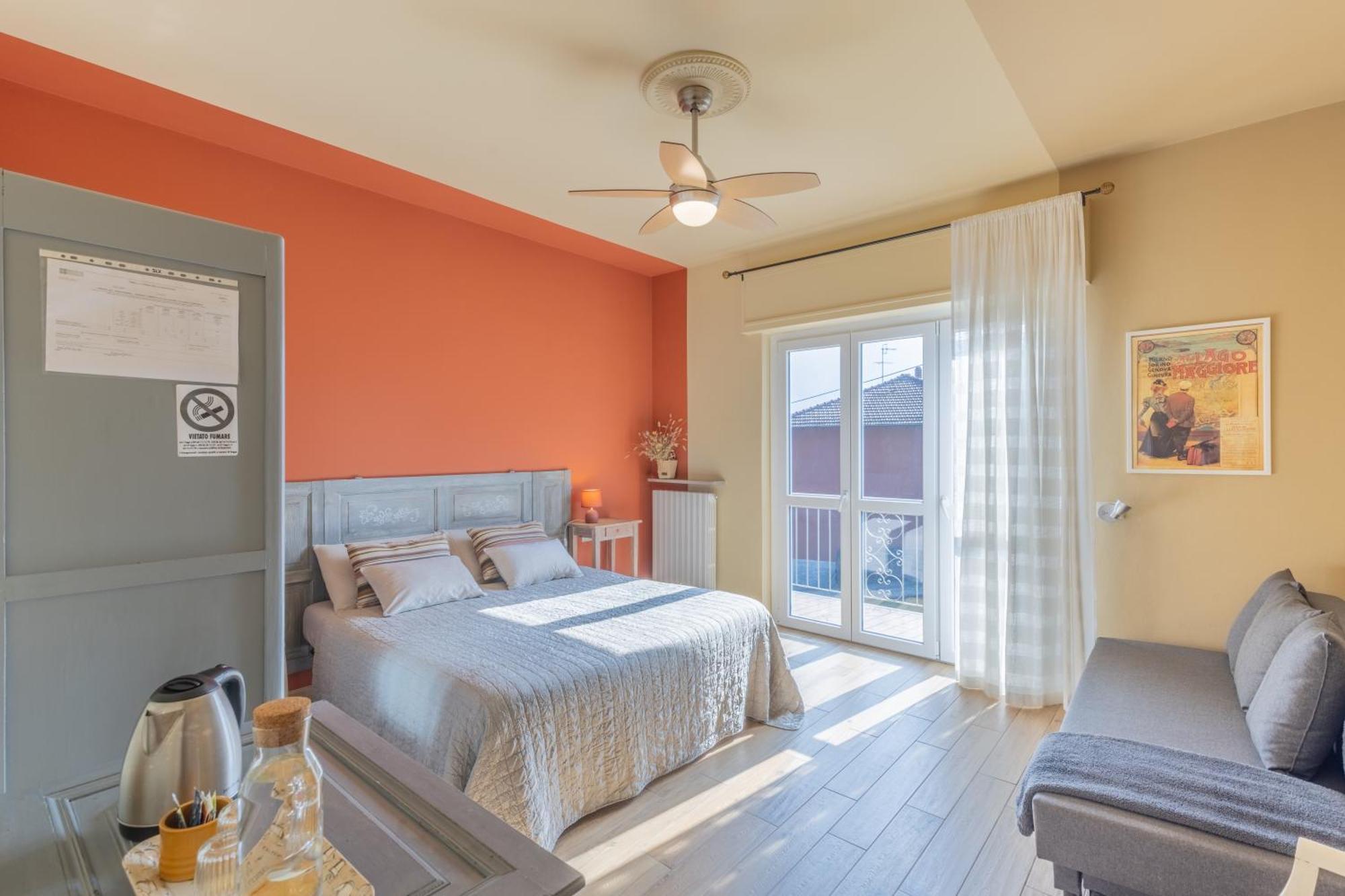 B&B Tra I Laghi Casale Corte Cerro Zewnętrze zdjęcie