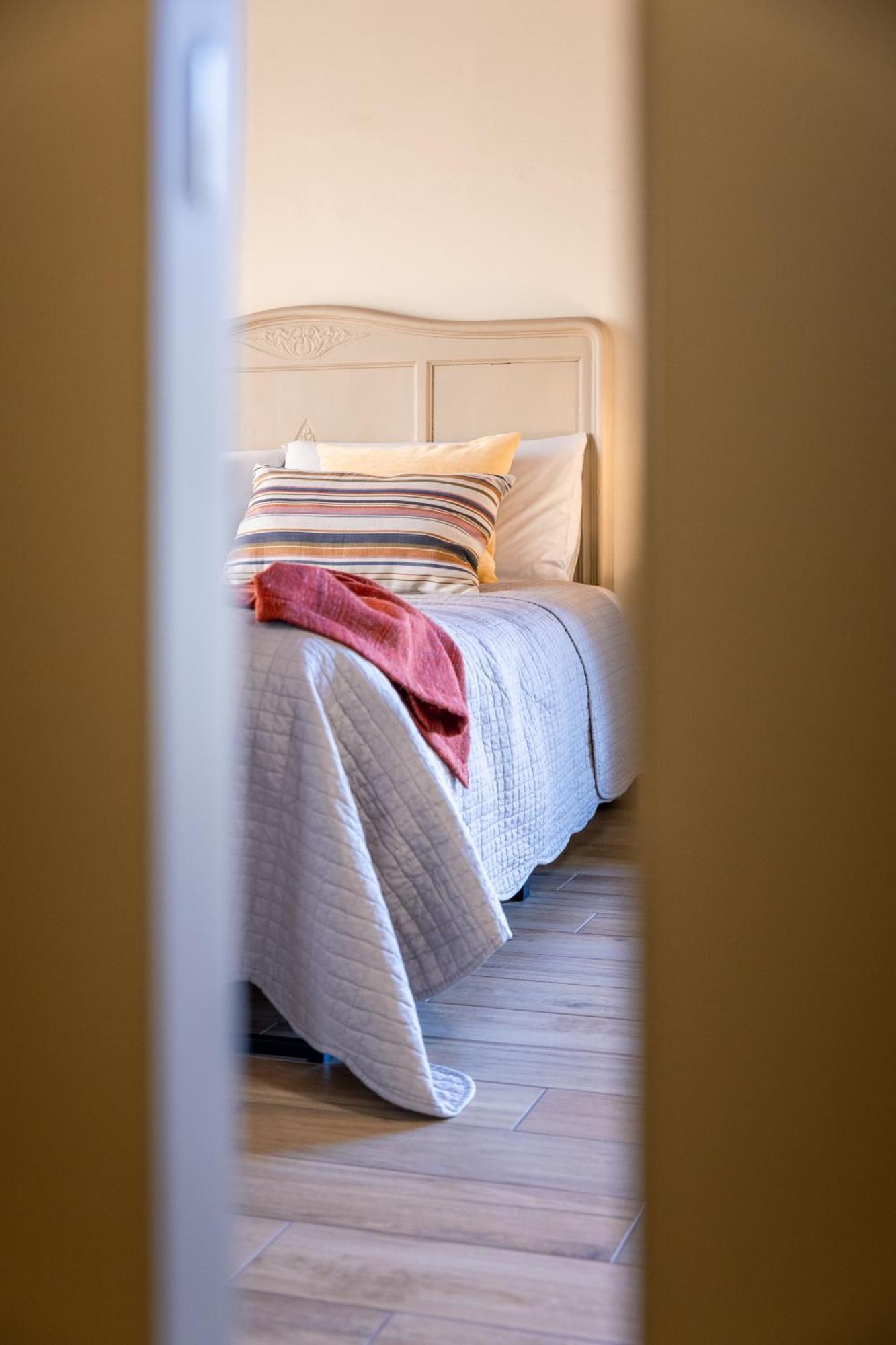 B&B Tra I Laghi Casale Corte Cerro Zewnętrze zdjęcie